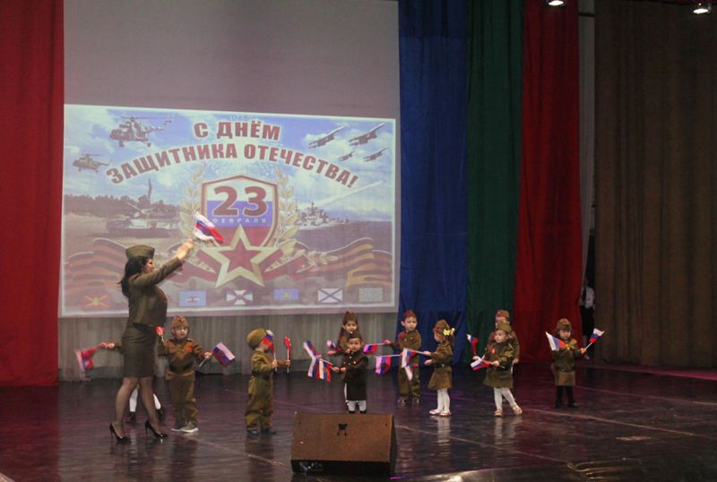 Праздничный концерт, посвященный Дню защитника Отечества  «Мы видим в вас героев славных!».